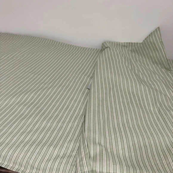 Laura Ashley Set Of 2 Striped 100% Cotton Pillow Shams - Picture 4 of 10